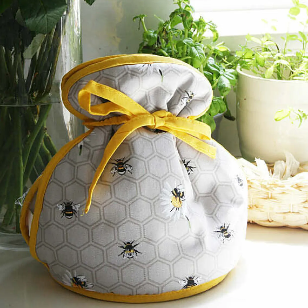 Bee Happy Muff Tea Cosy