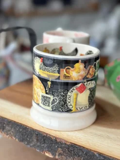 Black Larder 1/2 Pint Mug
